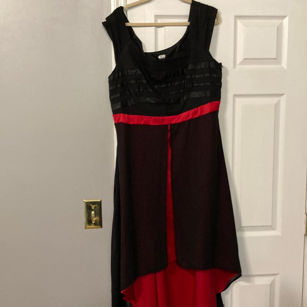 Kyle Ren Disney Star Wars Her Universe dress - beautiful